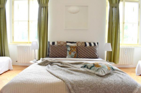 AIRSTAY PRAGUE Wellness apartments Florenc